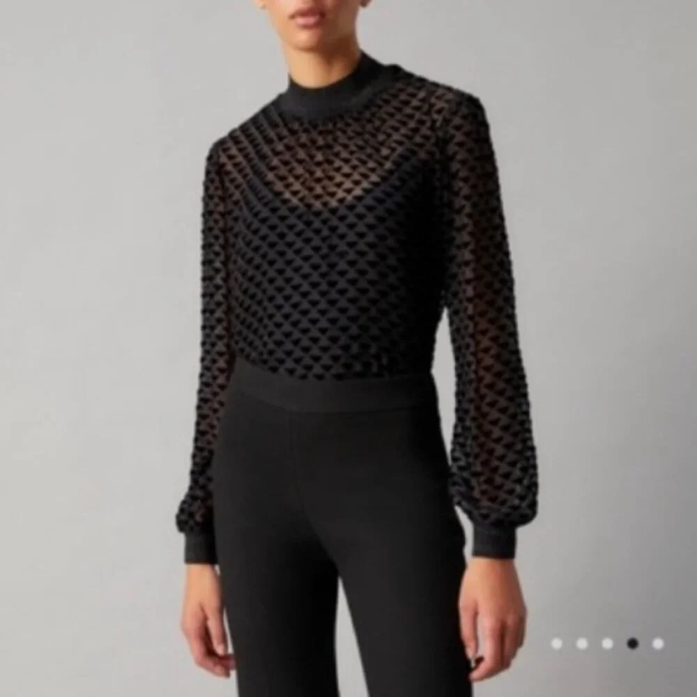 *NWT* Chic Tory Burch Sheer Velvet Burnout Blouse W/Triangle Geo Design Size 6